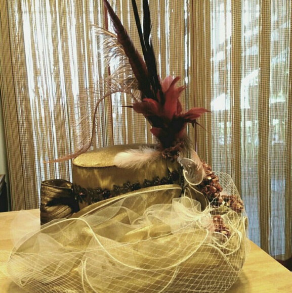 Hat - Picture 3 of 6