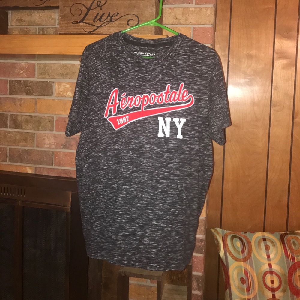 Aeropostale tee shirt