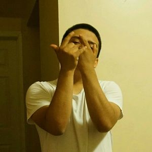 Meet your Posher, Manuel