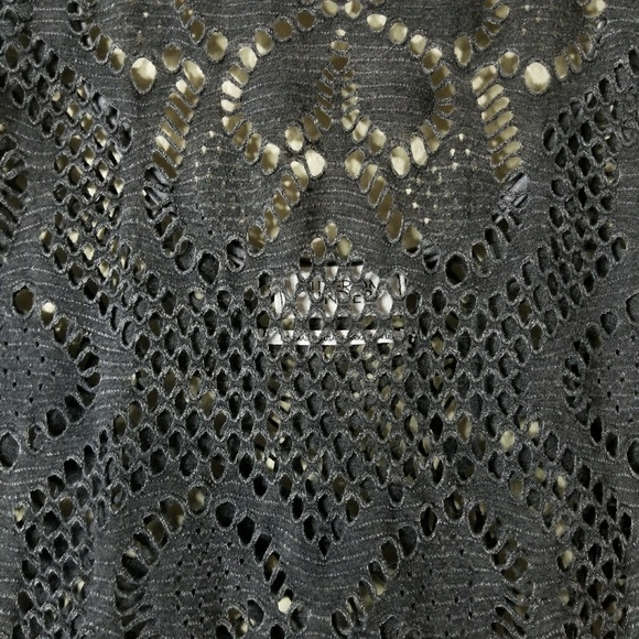 Urban outfitters Gray Cut-out Crop top - Picture 3 of 4