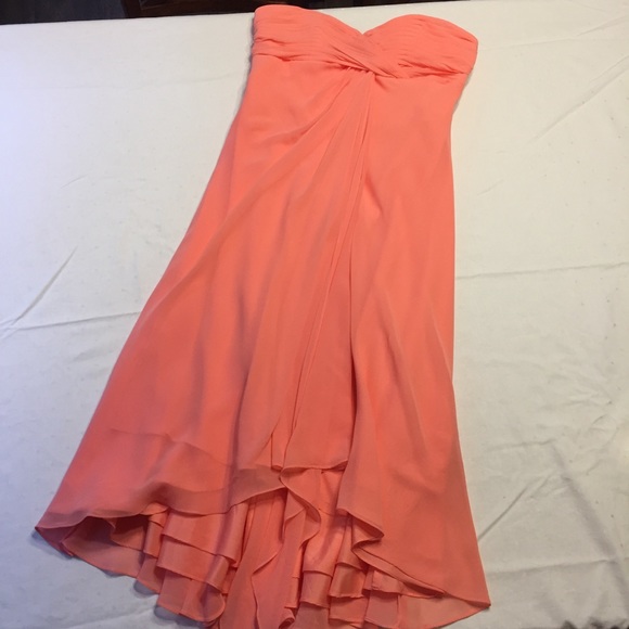 Elegant Coral Gown - Picture 3 of 8