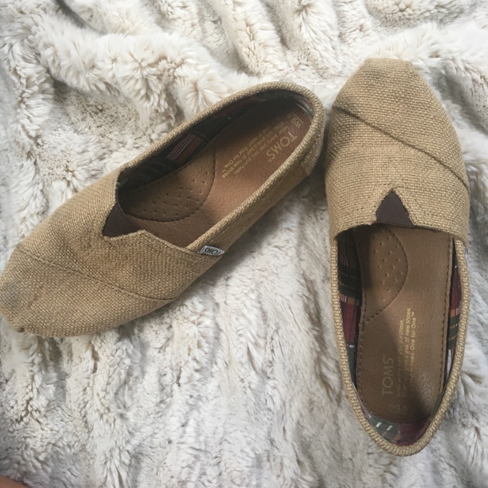 Toms shoes