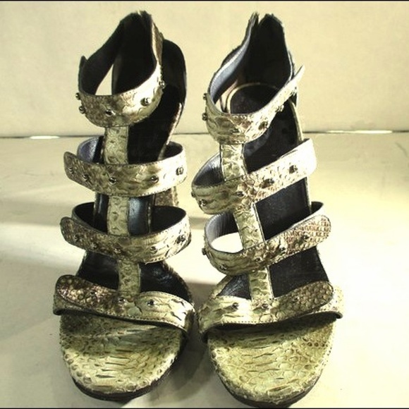 Gucci Cream&Brown Python Snakeskin Studded Sandal - Picture 1 of 4