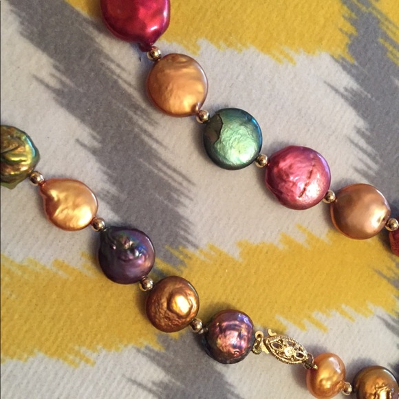 ✨RARE Dye Pearl Necklace & Bracelet Set✨ - Picture 5 of 8