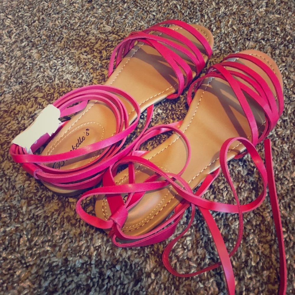NIB Breckelles Fuchsia Lace-Up Sandals