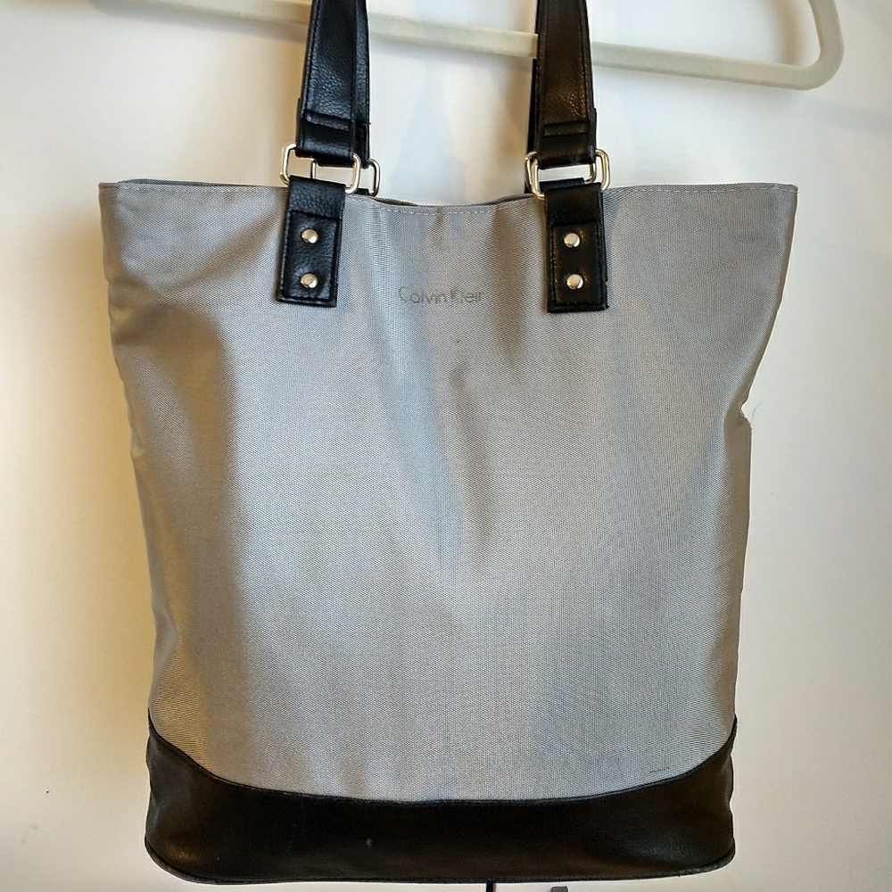 Big Calvin Klein  Gray shoulder bag