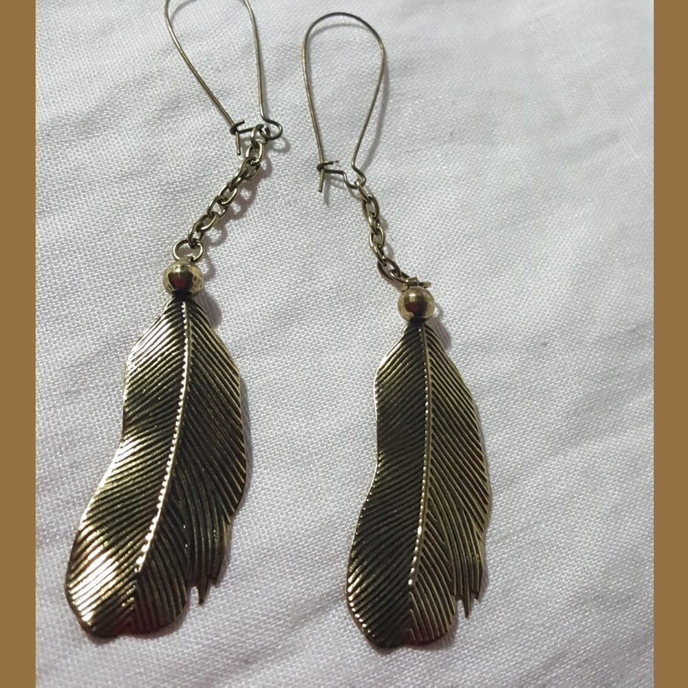 Boho Chic Leaf Earrings Handcrafted Appox 3"NEW