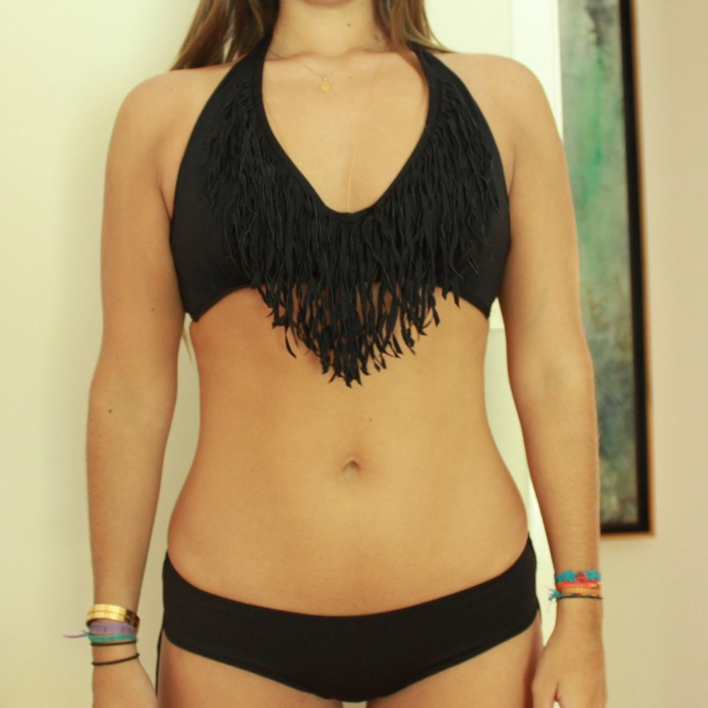 Onda de Mar Black Fringe Bikini