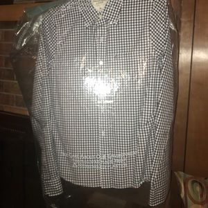 Abercrombie & Finch button up shirt