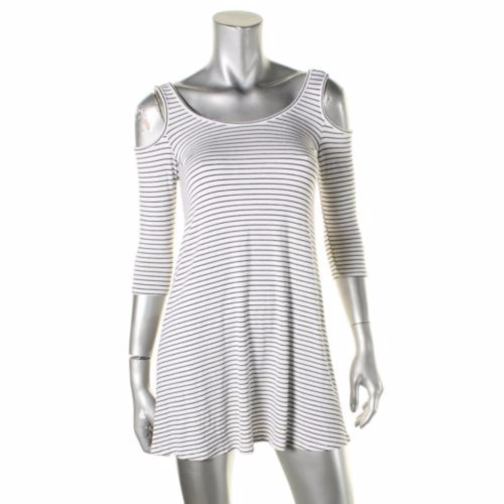 NWT Aqua B/W Striped Cold Shoulder Dress XS