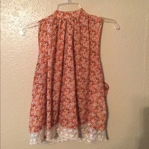 Floral Crop Top With Lace on the bottom