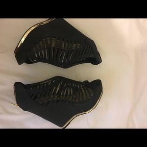 Steve Madden Wresse wedge