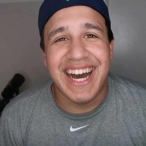 Meet your Posher, Moises