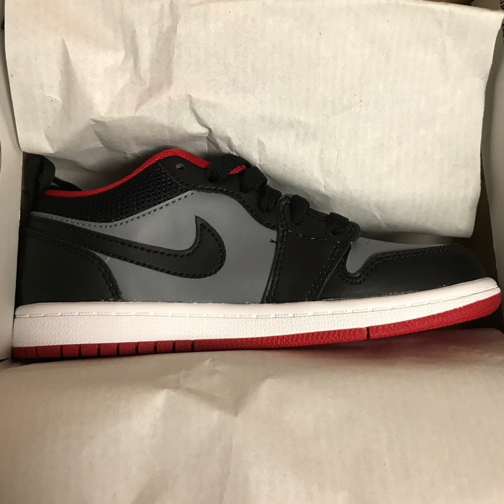 Boys Nike Jordans size 12.5 and 1 available