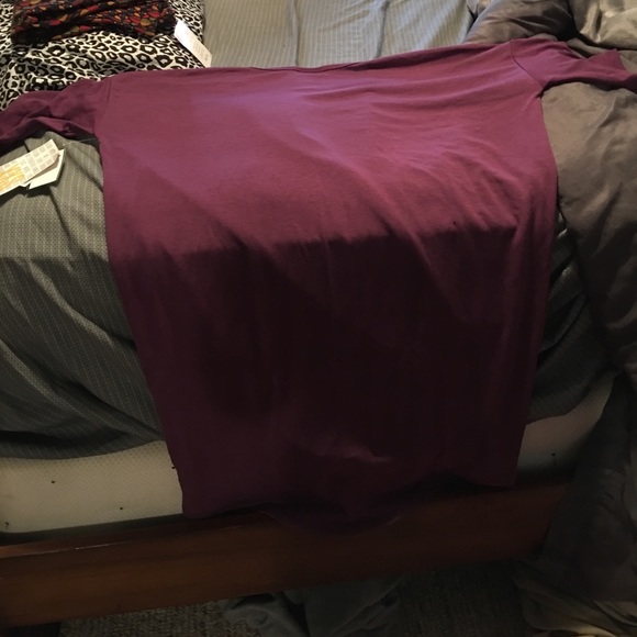 LuLaRoe Irma Tee - Picture 2 of 2