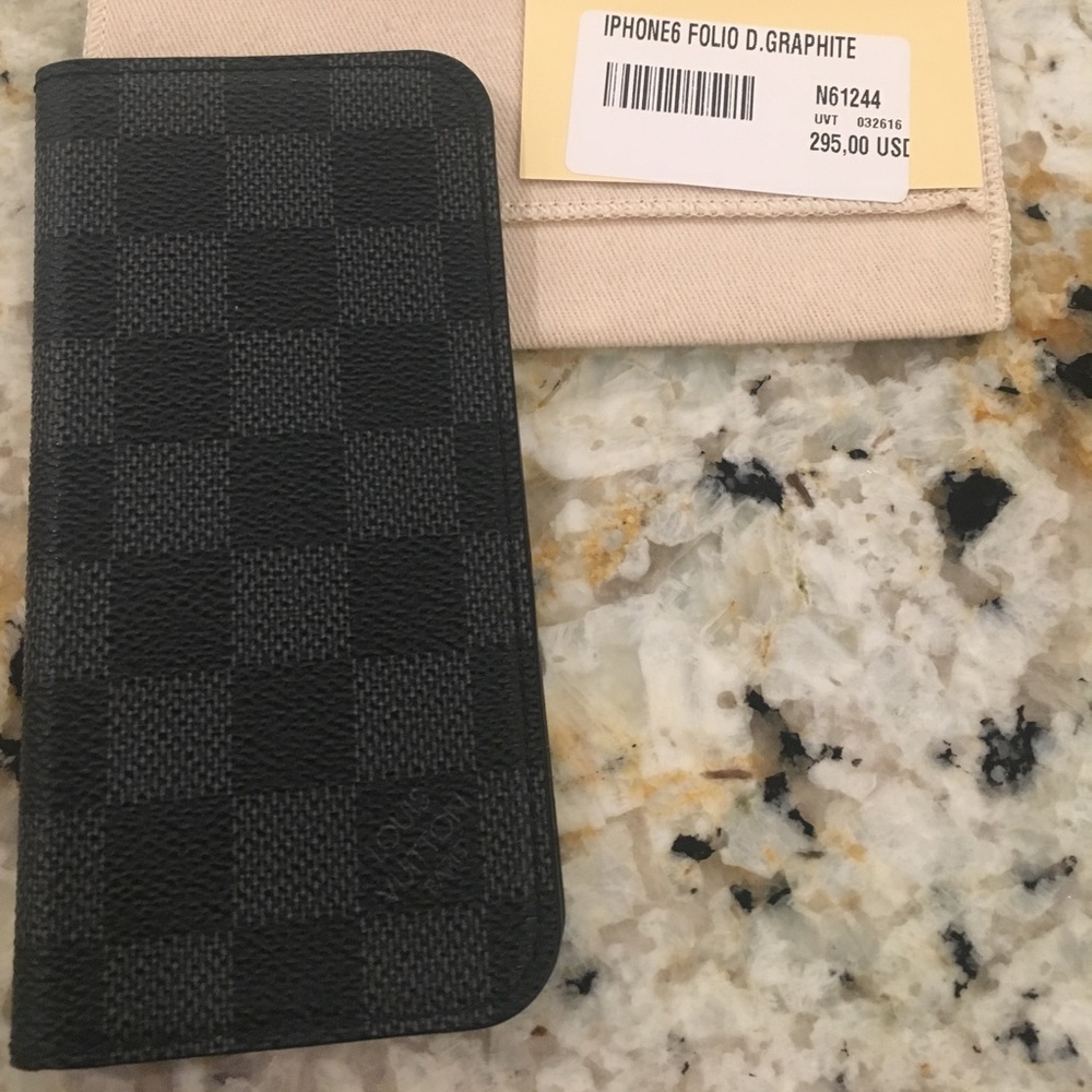 Authentic Louis Vuitton Phone 6 Folio