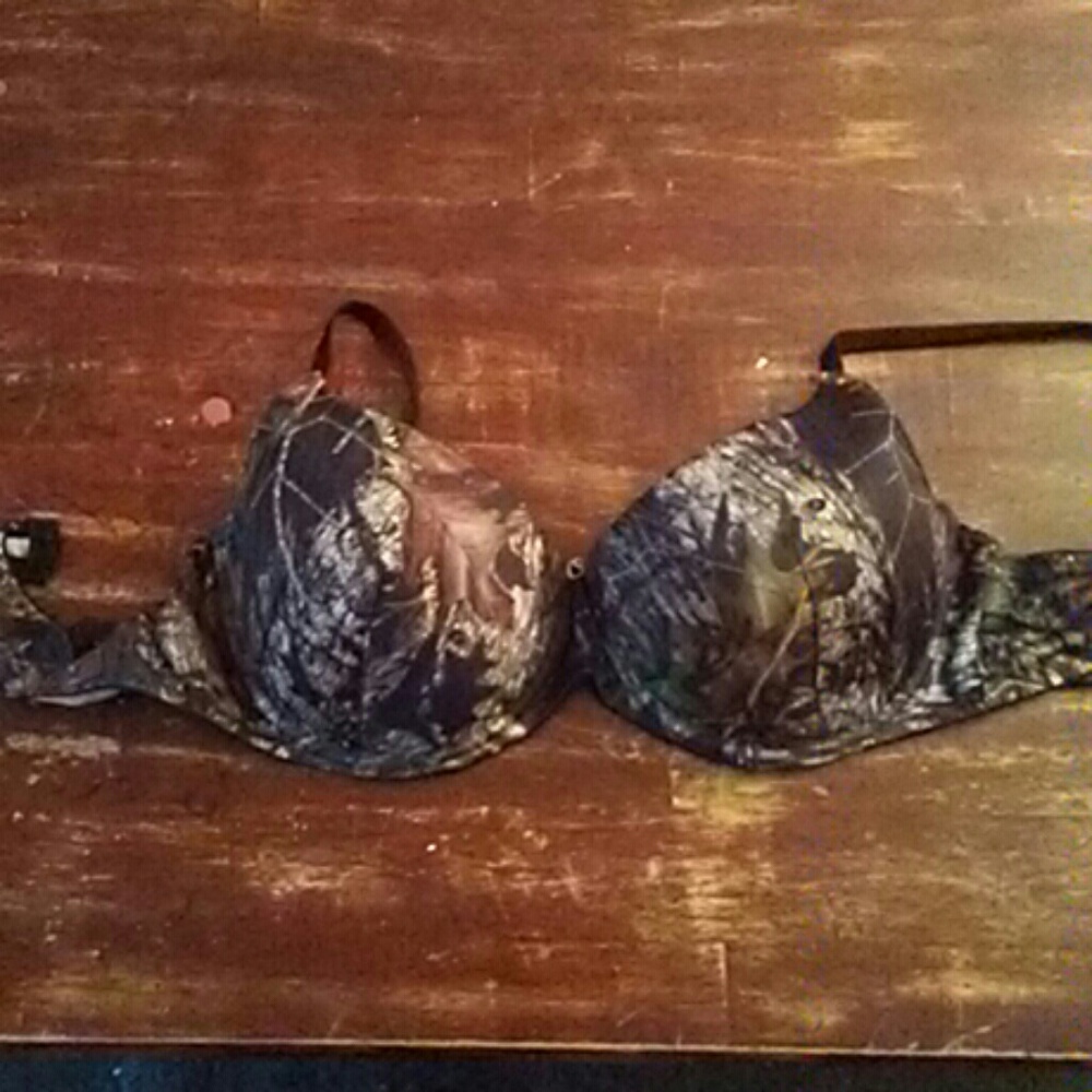 Camo bra