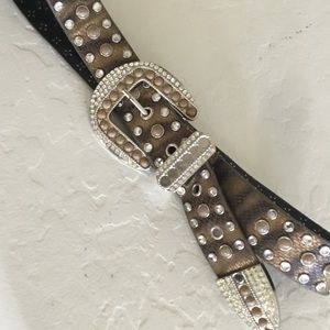 Alligator skinned rhinestone belt