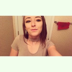 Meet your Posher, Jade