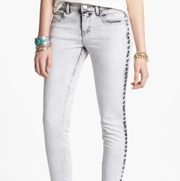 Studded Acid Wash Jeans - Picture 2 of 8