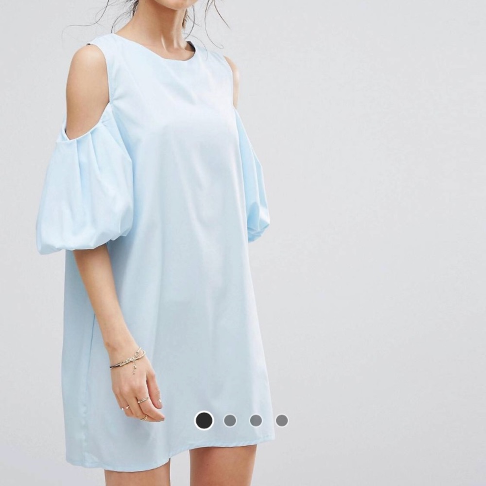 Light blue dress with puff sleeves