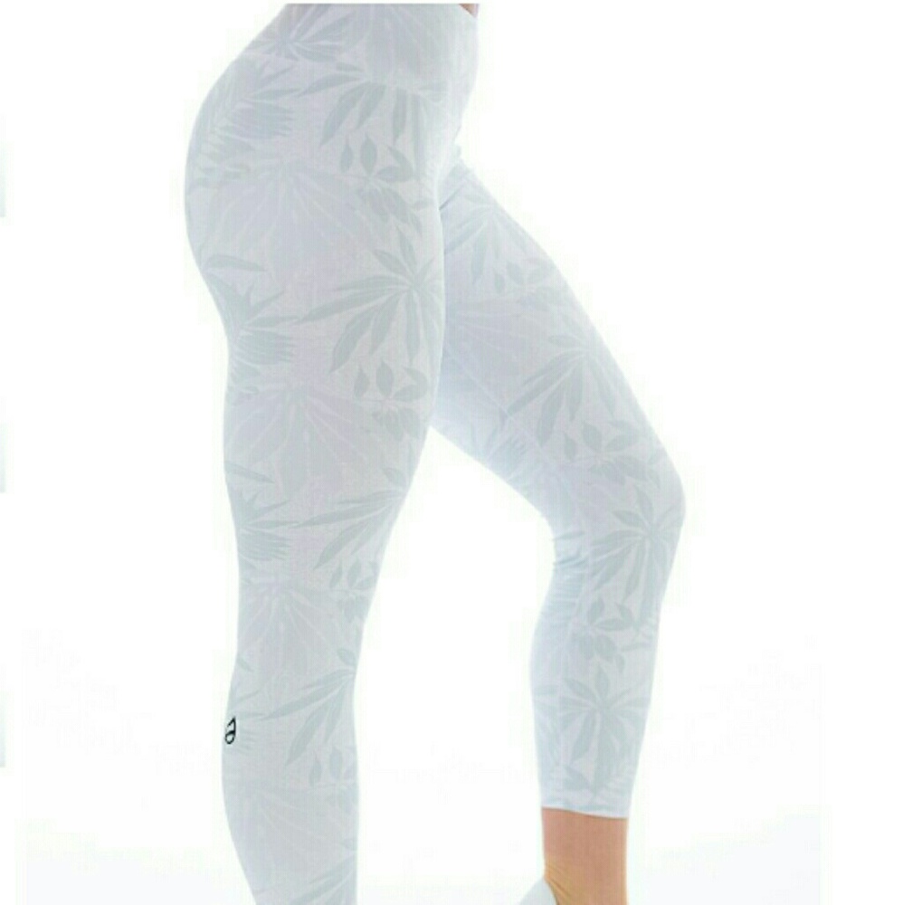 P'tula Desa'ree Leggings