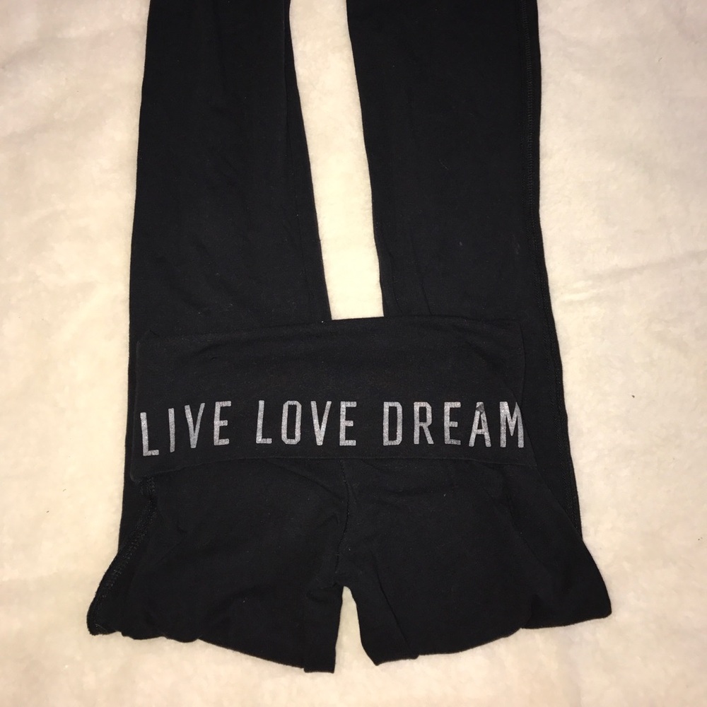 Aeropostale live love dream yoga pants