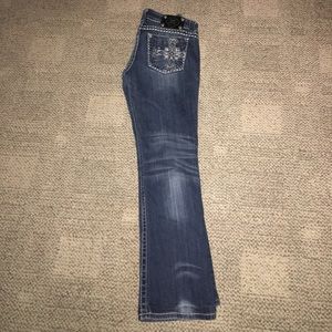 Like New Miss Me Jeans