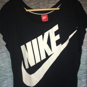 Nike tee