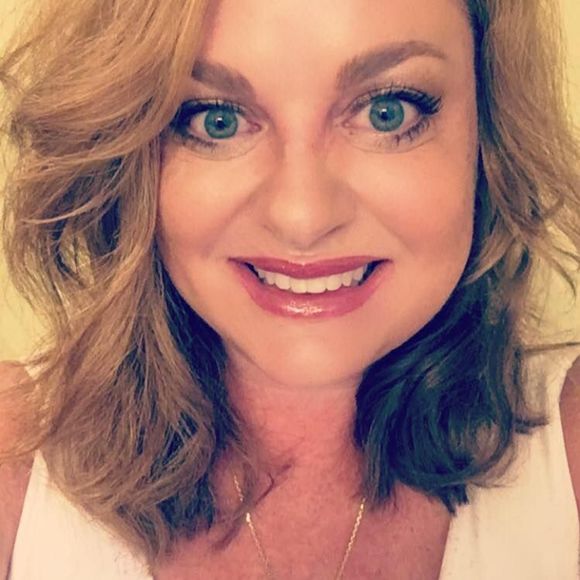 Meet your Posher, Christi - Picture 1 of 1