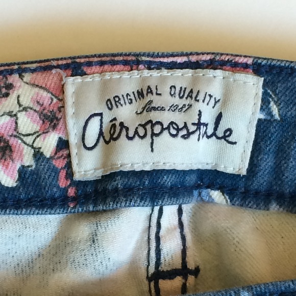 SOLD 2xHPπAeropostale floral jeans - Picture 5 of 5