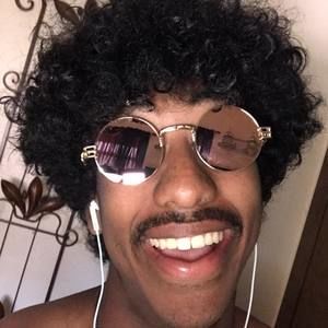 Meet your Posher, Gaston