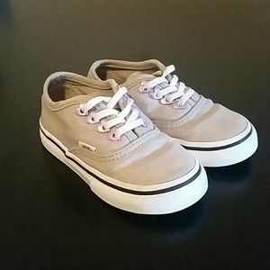 Vans Authentics
