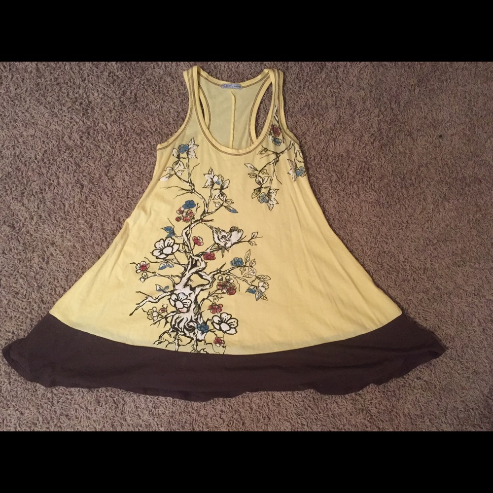 yellow patterned flowy tank top