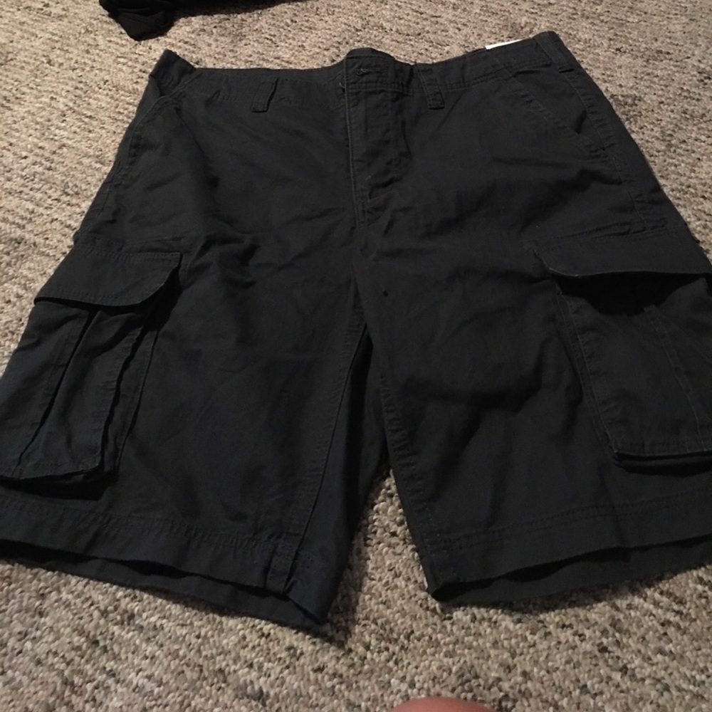 Men's cargo shorts