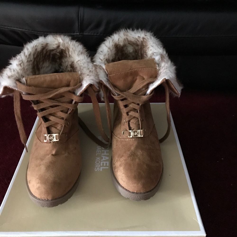 Suede and faux fur Wedge Boots