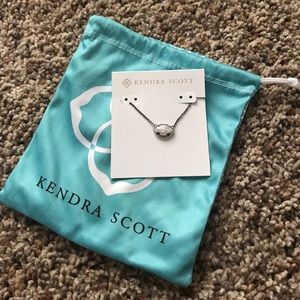 Mikka Pendant Necklace