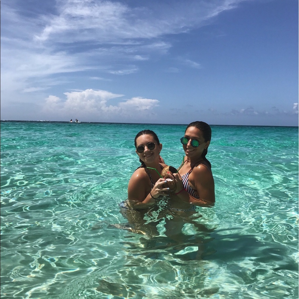 Meet your Posher, Gaby