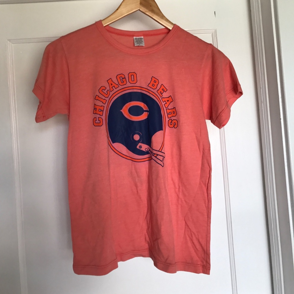 Chicago bears Tee size L from strange cargo new!