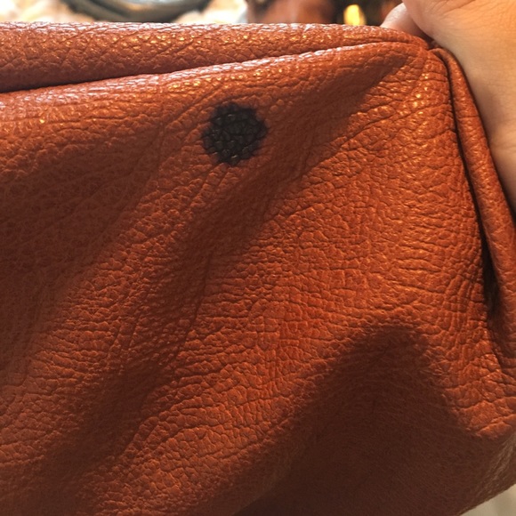 Brown leather bag with gold details - Picture 3 of 3