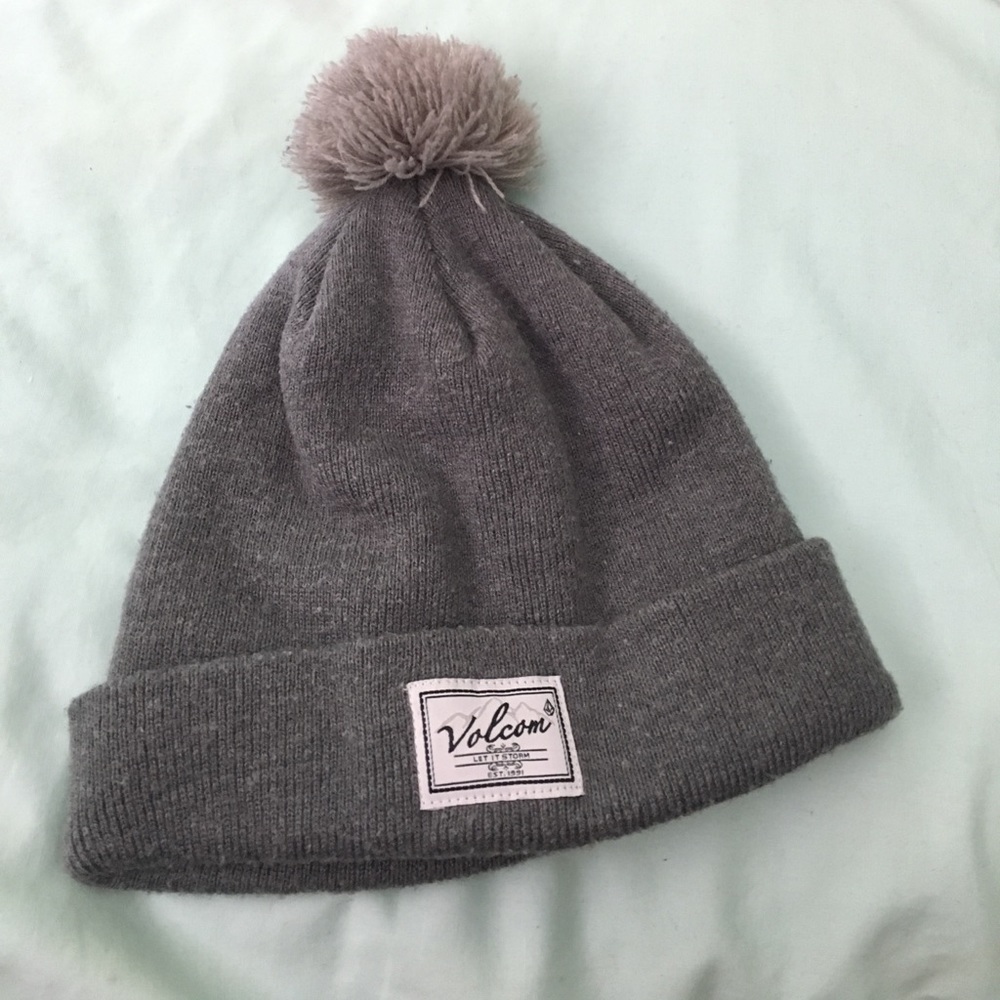 Grey Volcom beanie