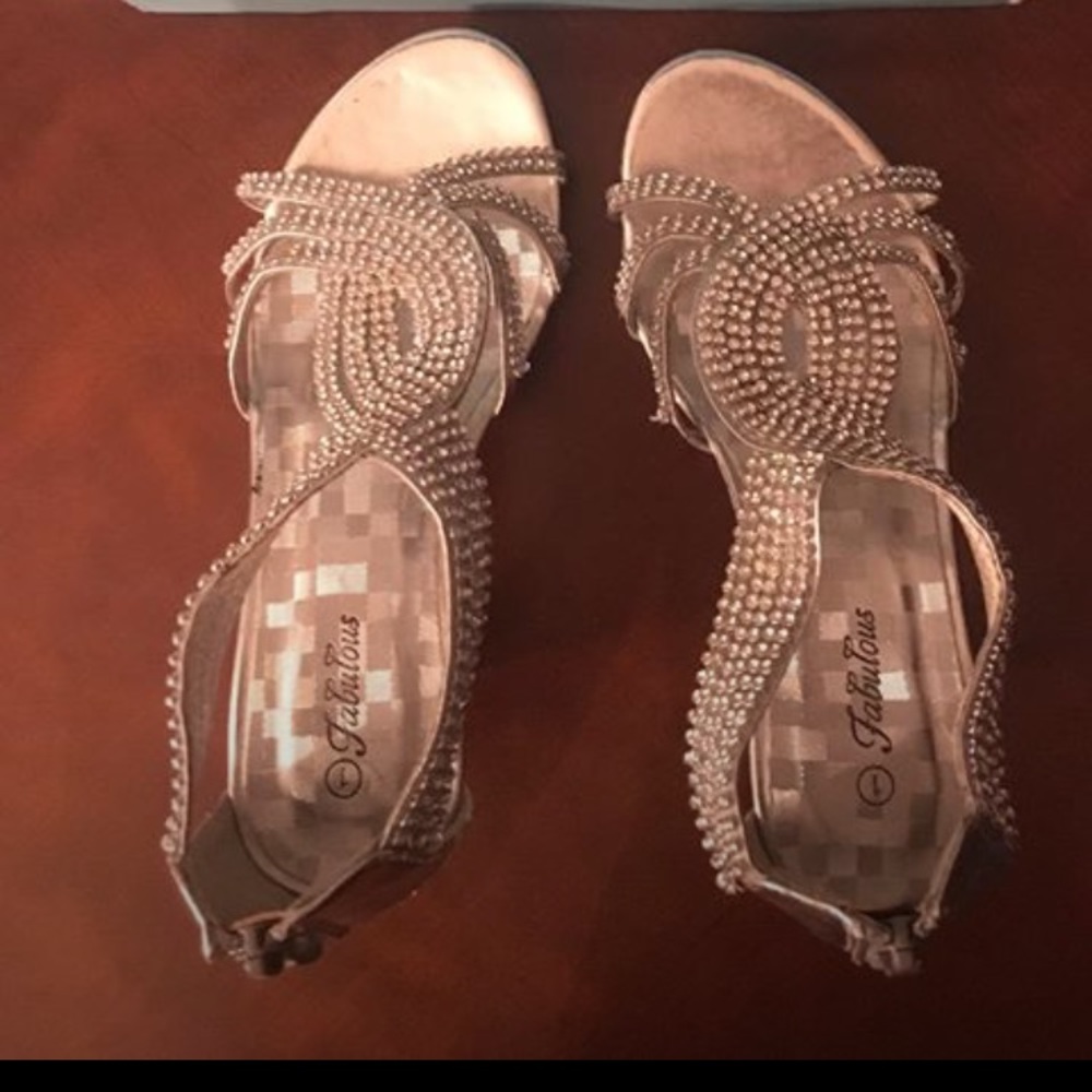 Dress shoes for girls