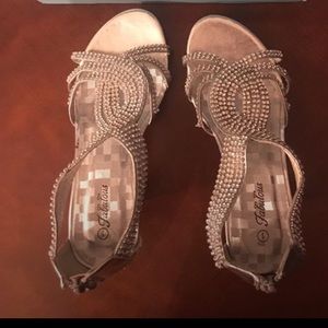 Dress shoes for girls