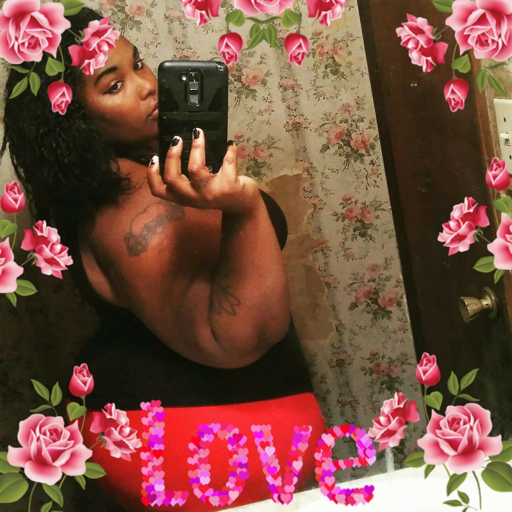 Meet your Posher, Néshay