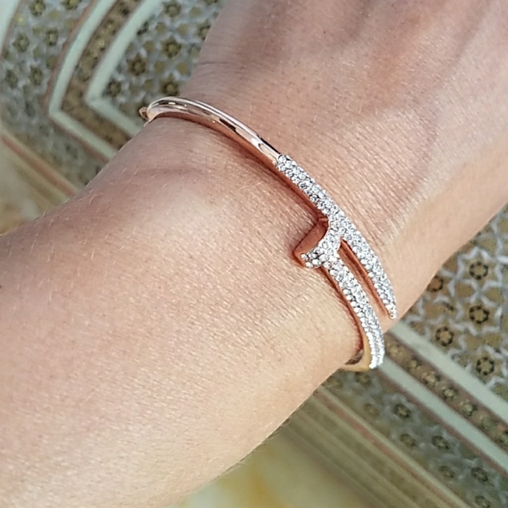 Rose Gold bracelet Nail Juste bangle 8" inches - Picture 4 of 8