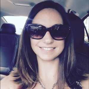 Meet your Posher, Regina