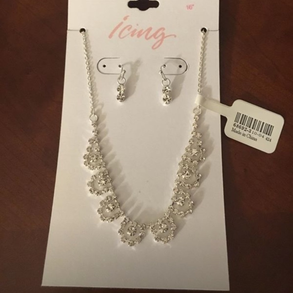 Matching necklace and earrings sets