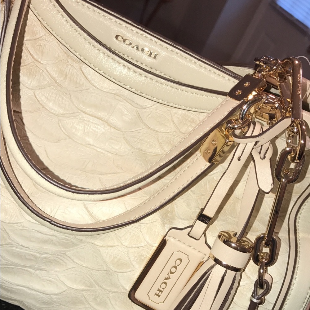 ✨COACH ✨ Madison Pinnacle Caroline Satchel