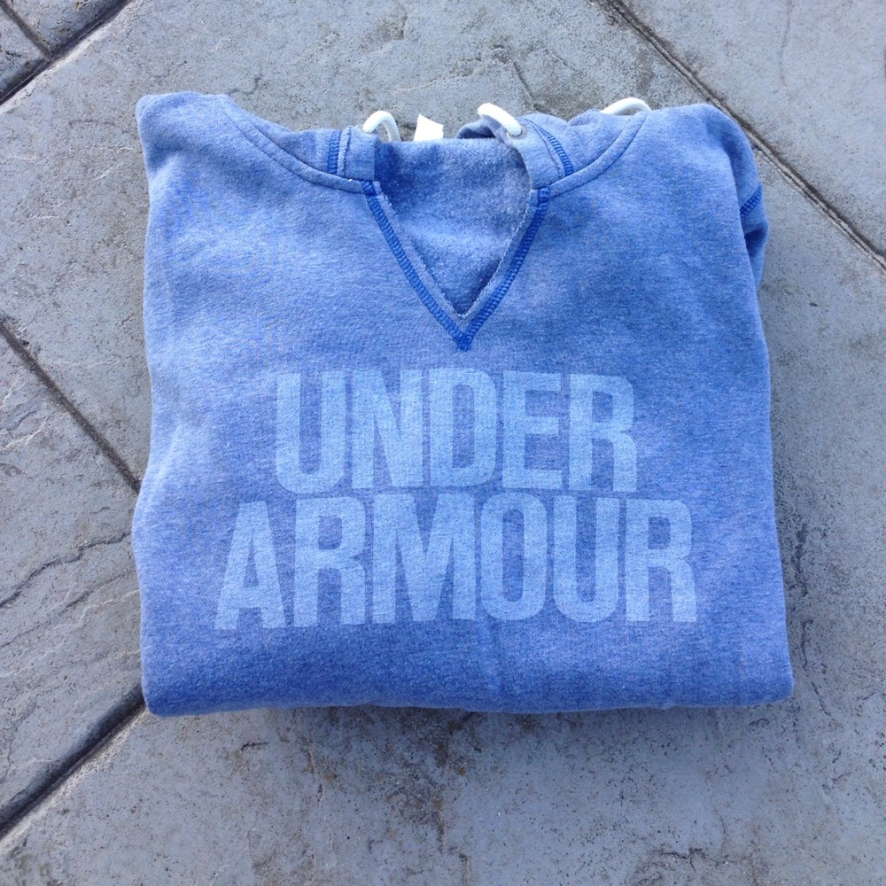 New with tags Under Armour hoodie