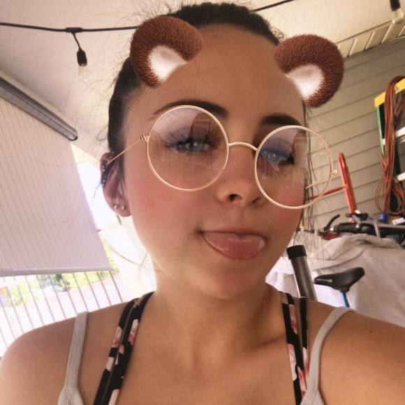 Meet your Posher, Victoria - Picture 1 of 1